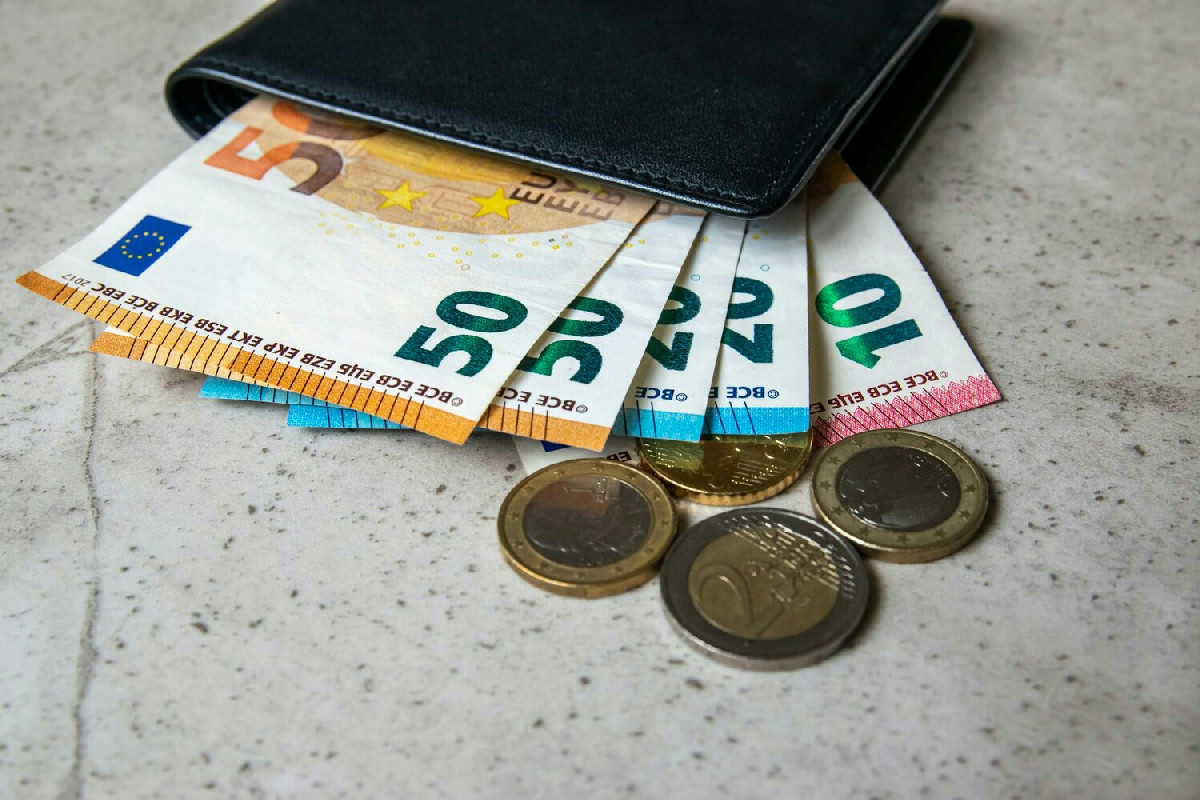 Pensioni e assegni 2026: aumentano gli importi mensili con nuovi beneficiari e cifre più alte in arrivo